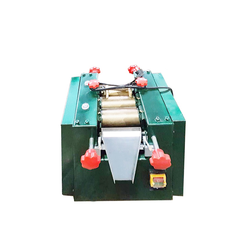 實驗室三輥機(jī)